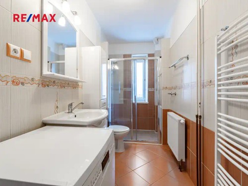 Prodej domu 328 m², pozemek 758 m²