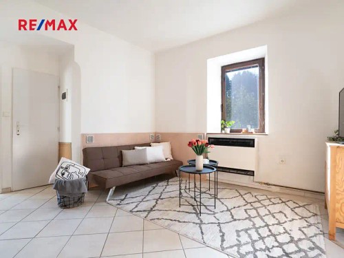 Prodej domu 770 m², pozemek 9150 m²