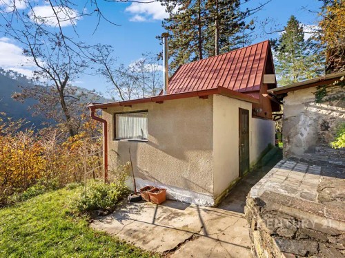 Prodej chaty 27 m², pozemek 214 m²