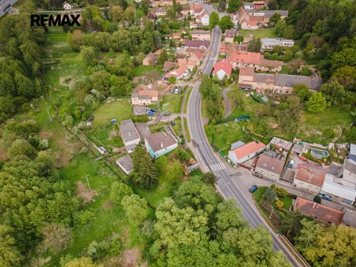 Prodej stavebního pozemku 2104 m²