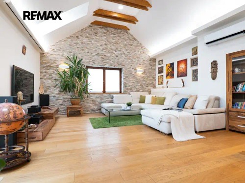 Prodej domu 220 m², pozemek 1004 m²