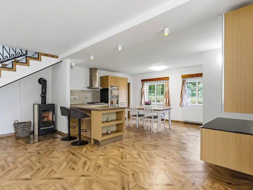 Prodej domu 298 m², pozemek 3864 m²