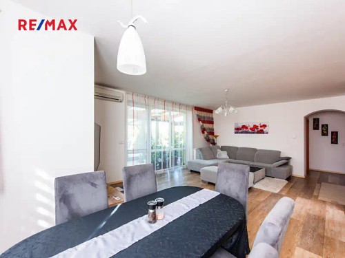 Prodej domu 209 m², pozemek 1446 m²