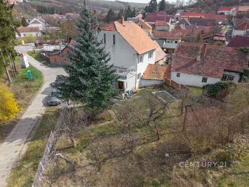Prodej domu 310 m², pozemek 563 m²