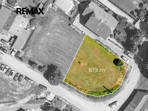 Prodej stavebního pozemku 819 m²
