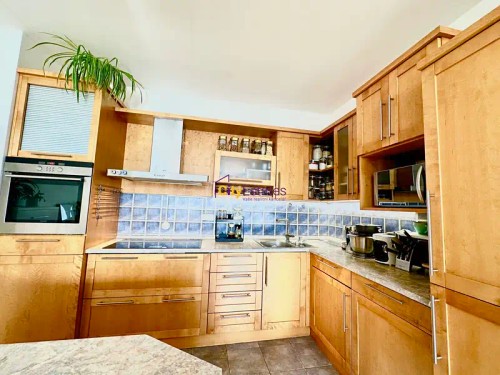 Prodej bytu 4+kk 100 m²