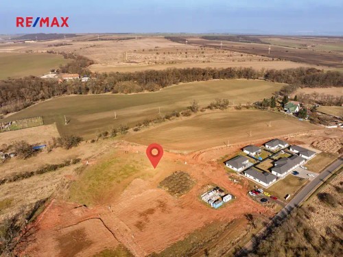 Prodej stavebního pozemku 905 m²
