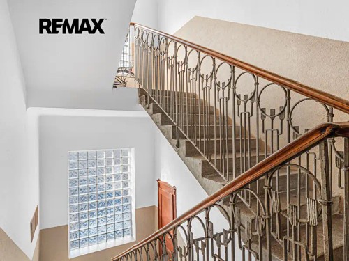 Prodej domu 382 m², pozemek 521 m²