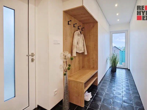 Prodej domu 167 m², pozemek 4328 m²