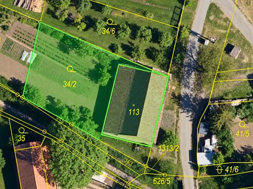 Prodej stavebního pozemku 900 m²