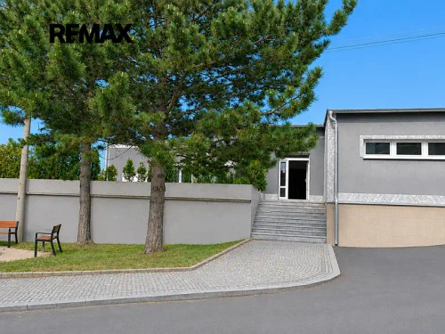 Prodej domu 524 m², pozemek 1519 m²