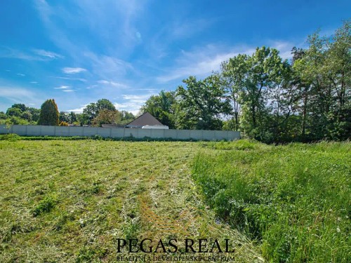 Prodej stavebního pozemku 2365 m²