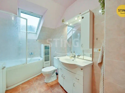 Prodej bytu 3+kk 746 m²