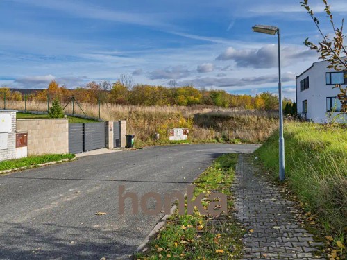 Prodej stavebního pozemku 1001 m²