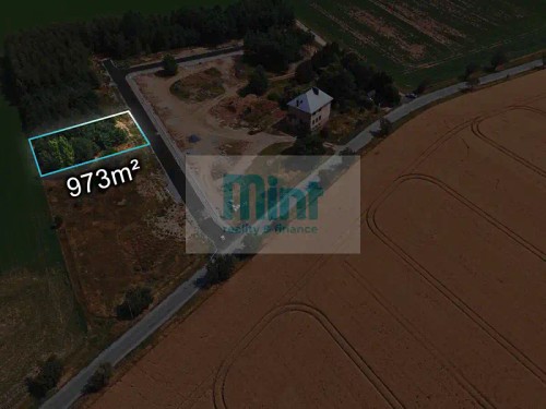 Prodej stavebního pozemku 973 m²