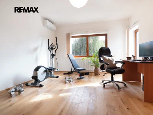Prodej domu 220 m², pozemek 1004 m²