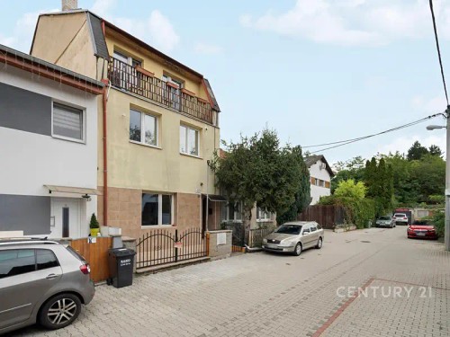 Prodej domu 240 m², pozemek 240 m²