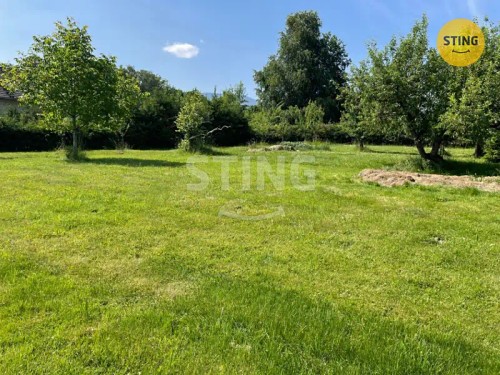 Prodej stavebního pozemku 2232 m²