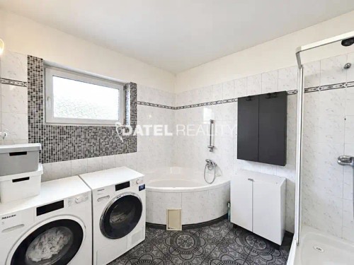 Prodej domu 200 m², pozemek 463 m²