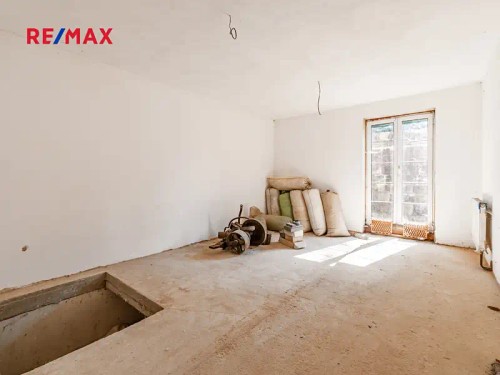 Prodej domu 533 m², pozemek 2105 m²