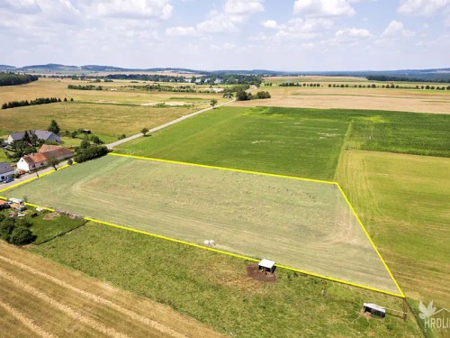 Prodej stavebního pozemku 8893 m²