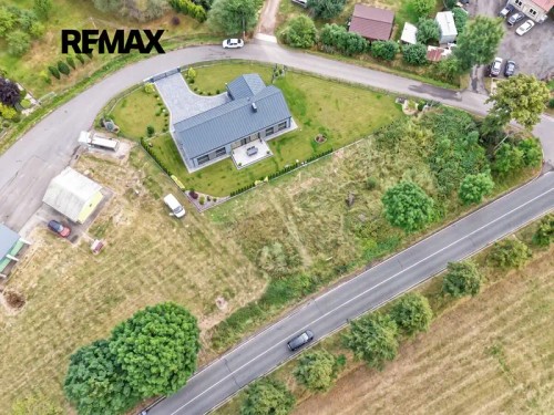 Prodej stavebního pozemku 2108 m²