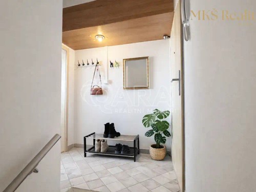 Prodej bytu 4+kk 80 m²