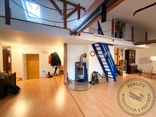 Prodej atypického bytu 178 m²