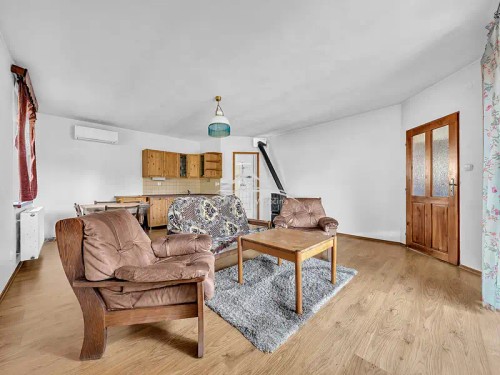 Prodej domu 200 m², pozemek 1656 m²