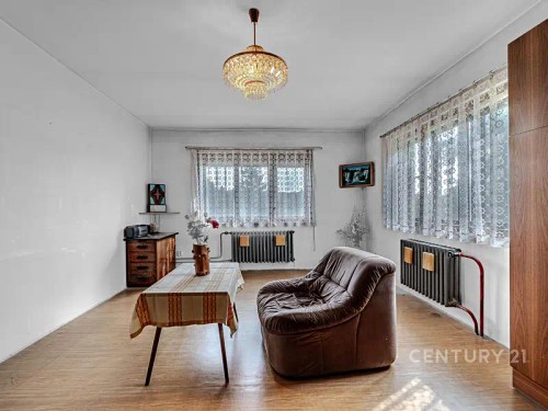 Prodej domu 290 m², pozemek 793 m²