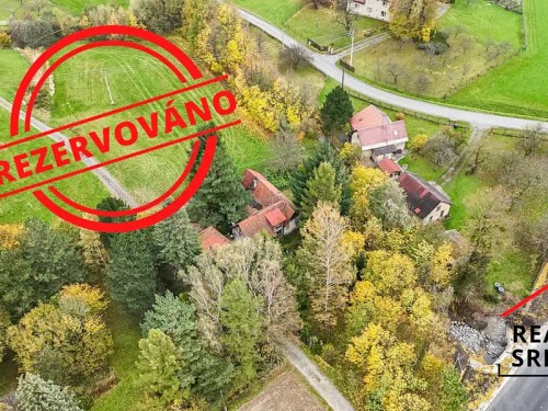 Prodej stavebního pozemku 932 m²