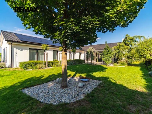 Prodej domu 233 m², pozemek 1279 m²