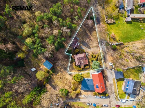 Prodej stavebního pozemku 1079 m²