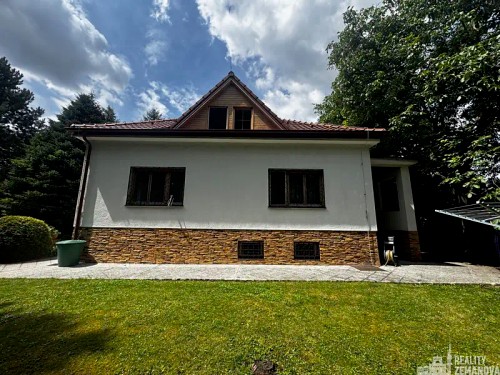 Prodej domu 250 m², pozemek 2043 m²