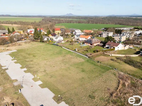 Prodej stavebního pozemku 905 m²