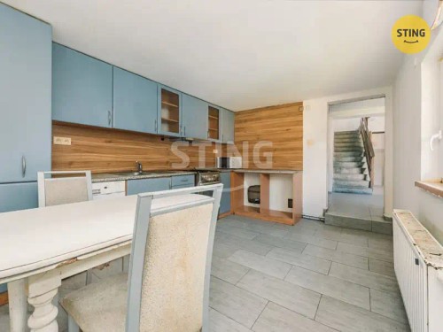 Prodej domu 200 m², pozemek 1235 m²