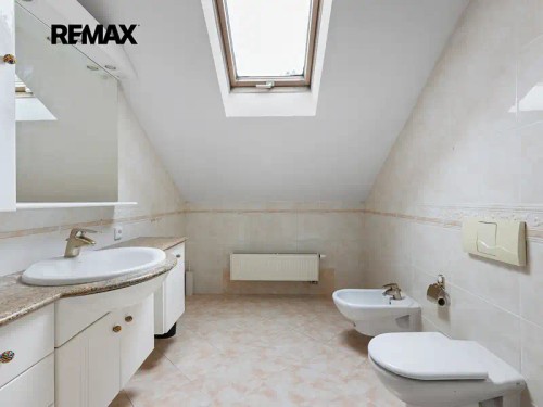 Prodej domu 500 m², pozemek 2240 m²