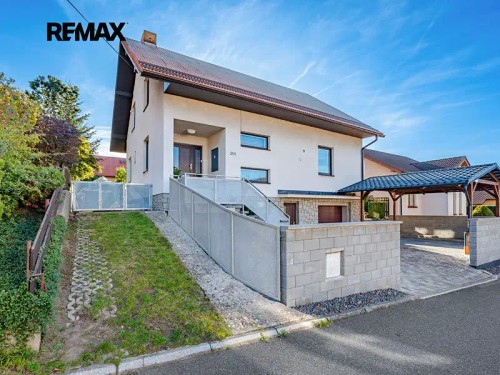 Prodej domu 200 m², pozemek 680 m²