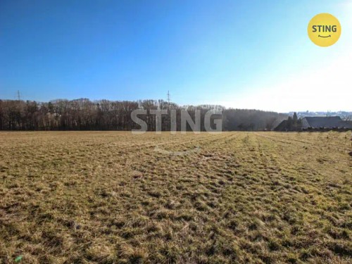 Prodej stavebního pozemku 833 m²