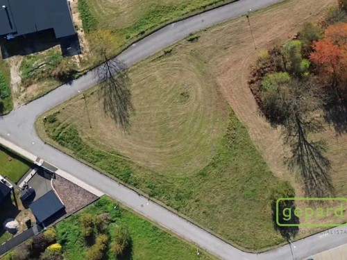 Prodej stavebního pozemku 2394 m²