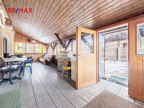 Prodej domu 370 m², pozemek 2417 m²