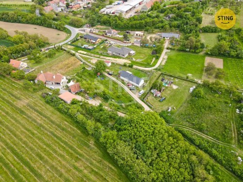 Prodej stavebního pozemku 1006 m²