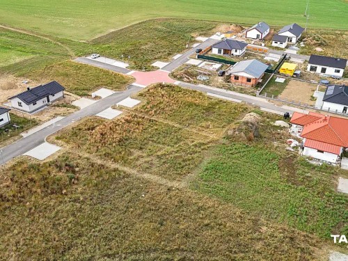 Prodej stavebního pozemku 1632 m²