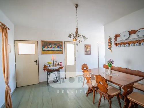 Prodej domu 297 m², pozemek 1752 m²