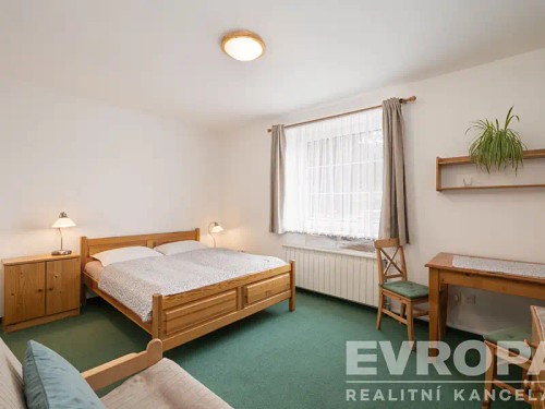 Prodej domu 390 m², pozemek 617 m²