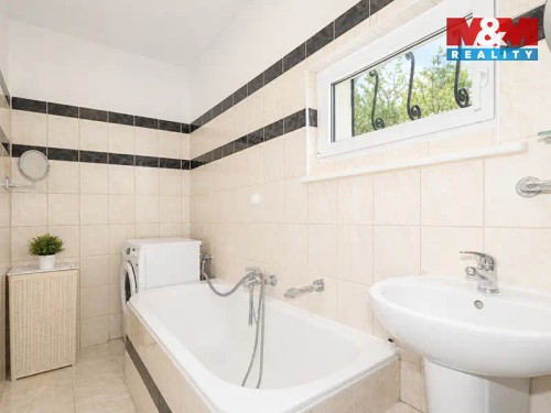 Prodej domu 260 m², pozemek 633 m²