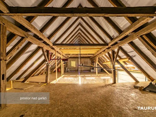Prodej domu 366 m², pozemek 1448 m²