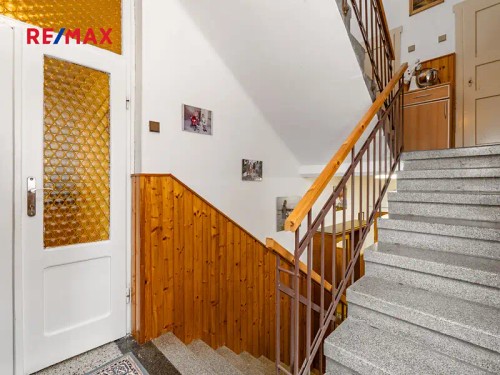 Prodej domu 328 m², pozemek 758 m²