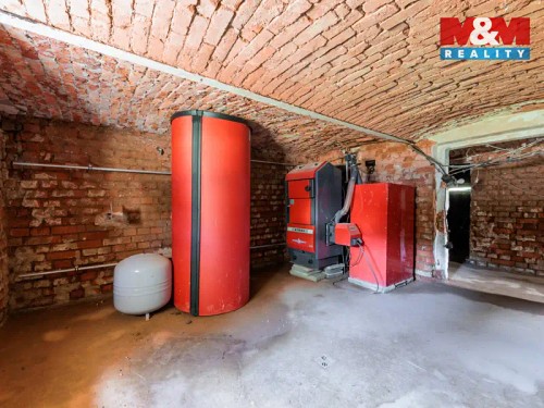 Prodej domu 194 m², pozemek 1183 m²