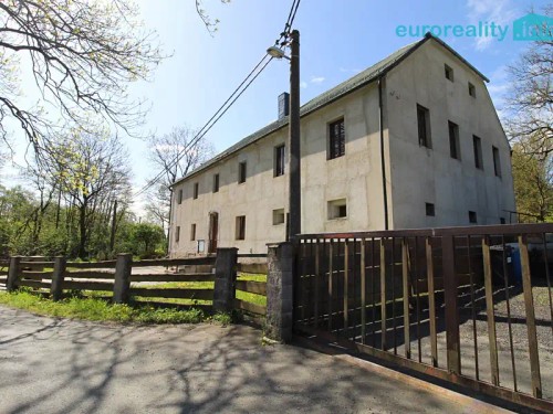 Prodej zemědělské usedlosti 389 m², pozemek 4007 m²